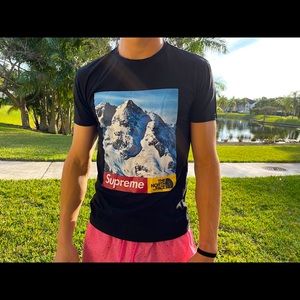SupremeXNorthFace Men’s T-shirt